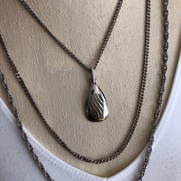 Silver necklace - Picture 2 of 4